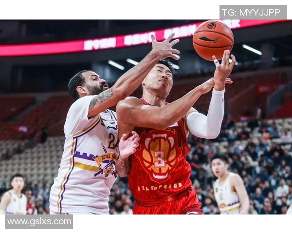 深圳马可波罗派出全华裔首发阵容,创造CBA历史纪录